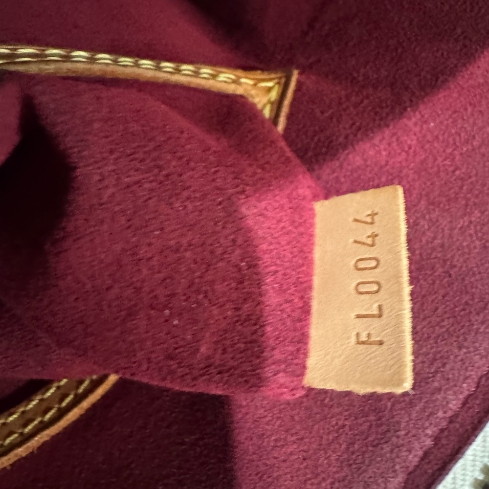 Louis Vuitton Alma Murakami w/ COA🔐 - Picture 5 of 14